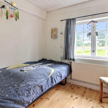 Bedine - 10km From The Sea By Interhome